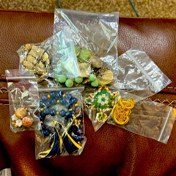 Jewelry - Mixed lot of jewelry
